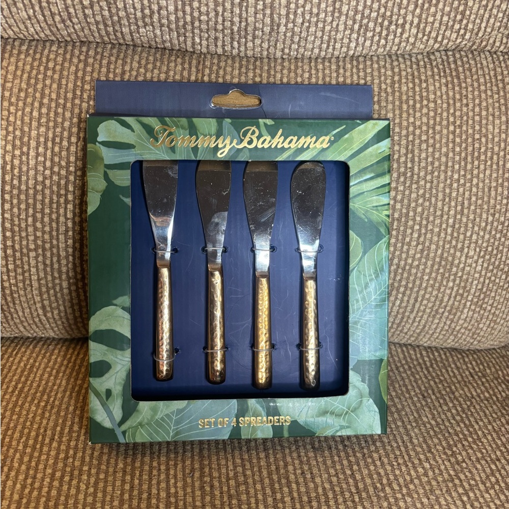 Tommy Bahama Gold and Silver Spreaders Set of 4